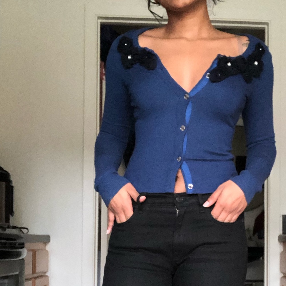 BLUE CARDIGAN